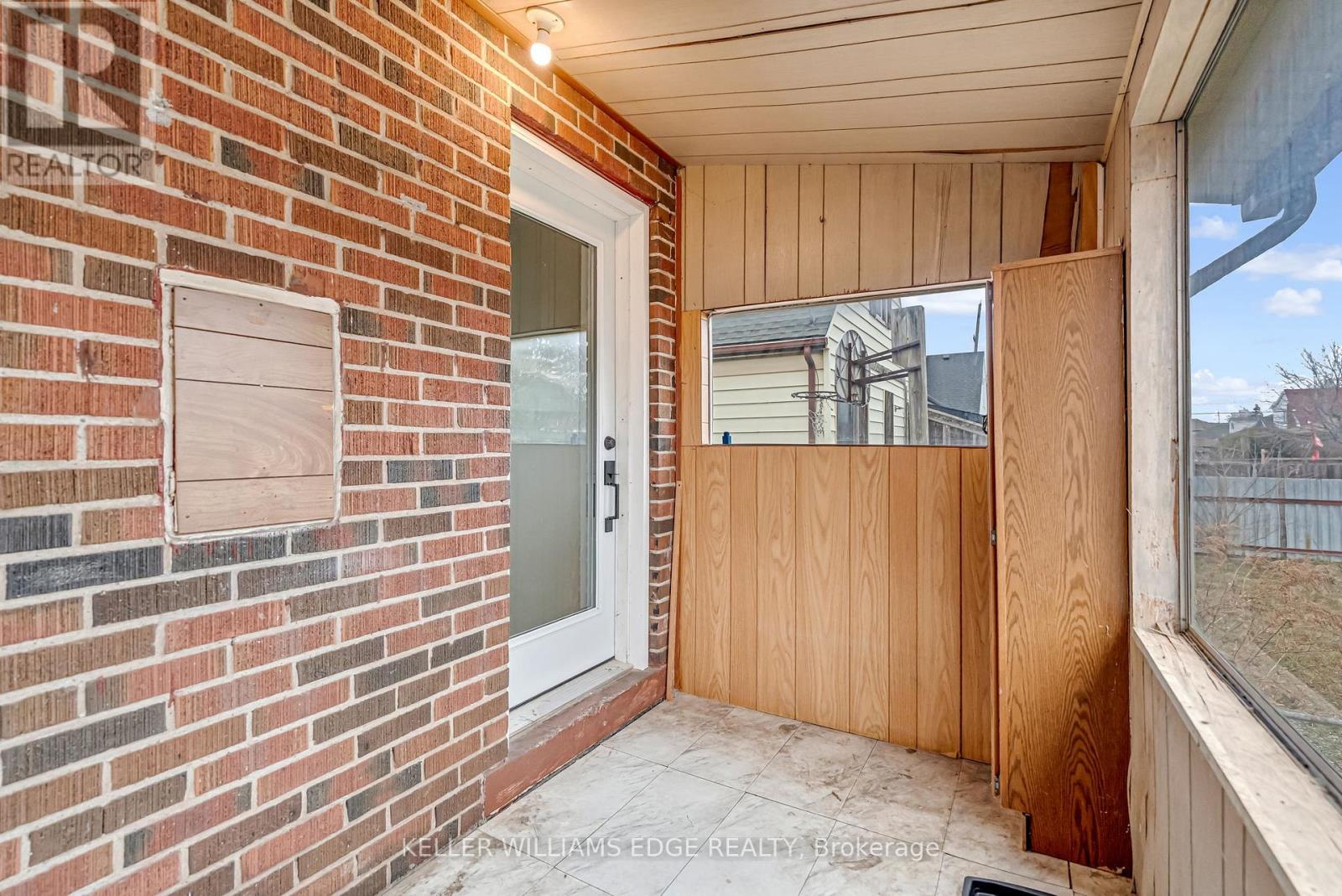 165 Rosewood Road, Hamilton (Glenview), Ontario  L8K 3J3 - Photo 18 - X12890824