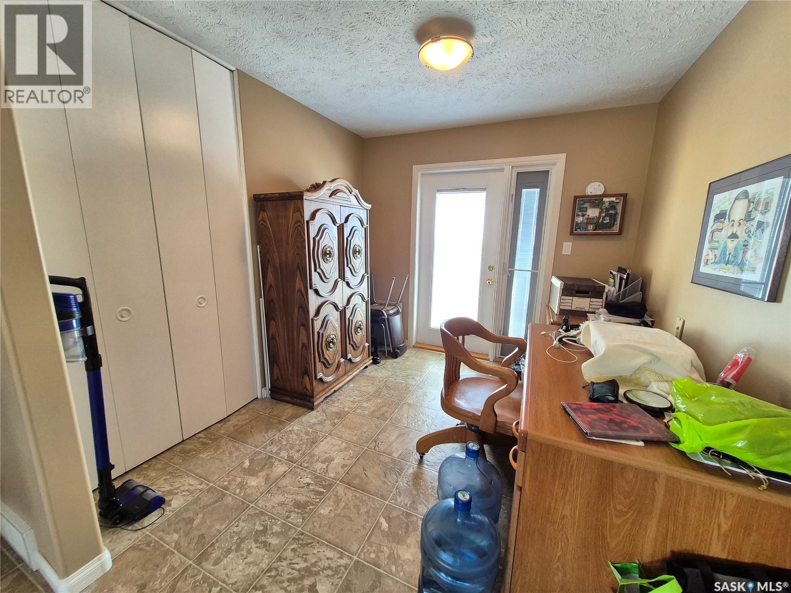 613 Beckwell Avenue, Radville, Saskatchewan  S0C 2G0 - Photo 17 - SK030616