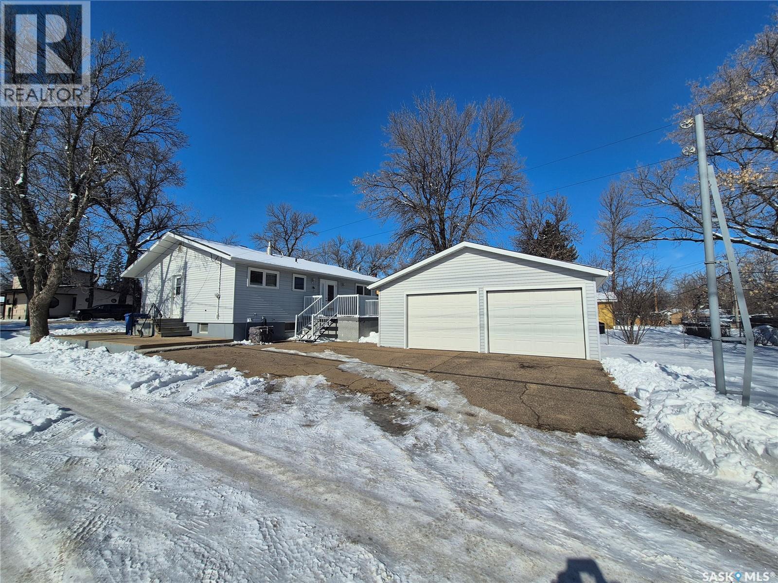 613 Beckwell Avenue, Radville, Saskatchewan  S0C 2G0 - Photo 40 - SK030616