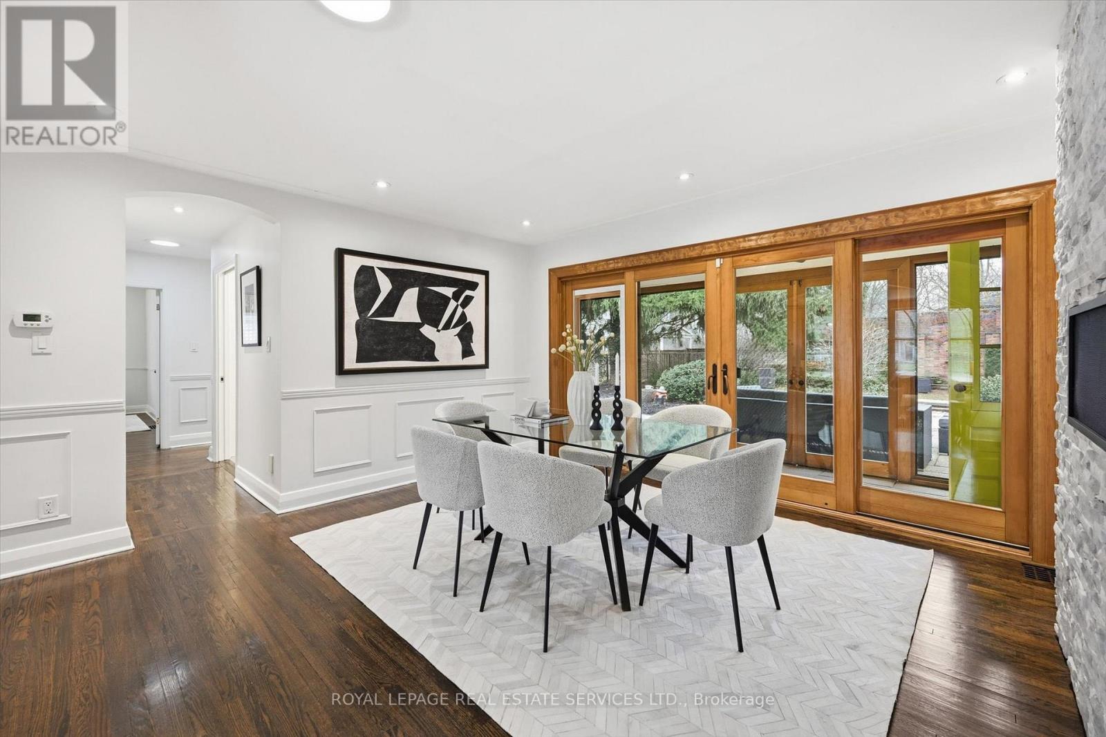 108 Lloyminn Avenue, Hamilton (Ancaster), Ontario  L9G 1H6 - Photo 12 - X12890872