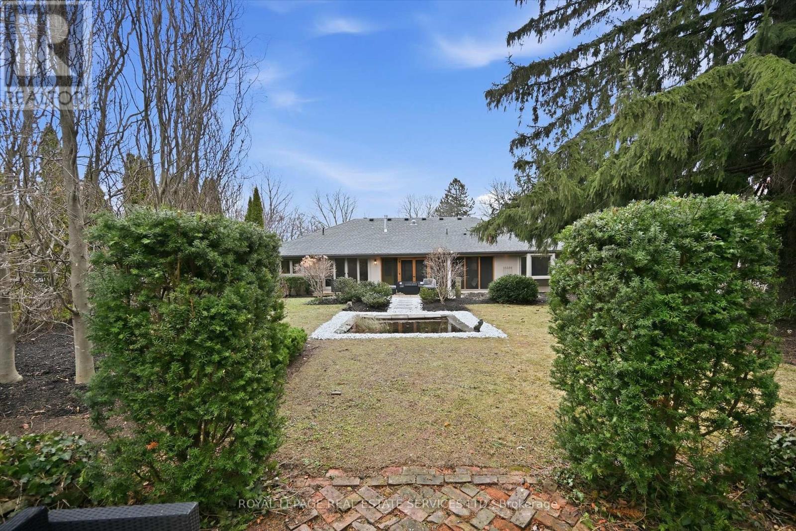 108 Lloyminn Avenue, Hamilton (Ancaster), Ontario  L9G 1H6 - Photo 45 - X12890872