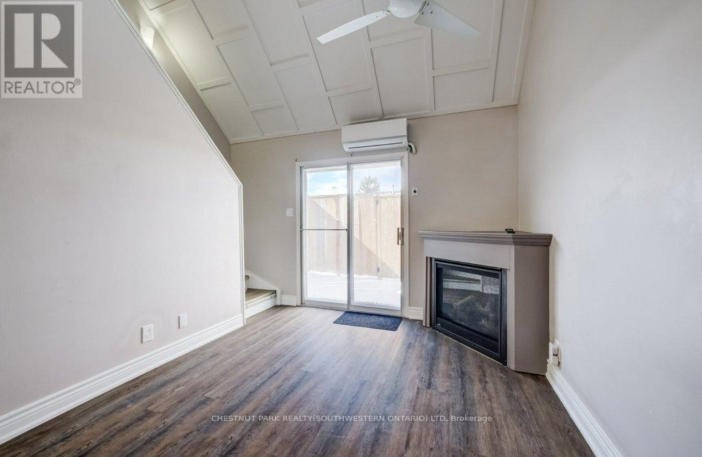 35 - 41 Valleyview Road, Kitchener, Ontario  N2E 3H9 - Photo 10 - X12890986