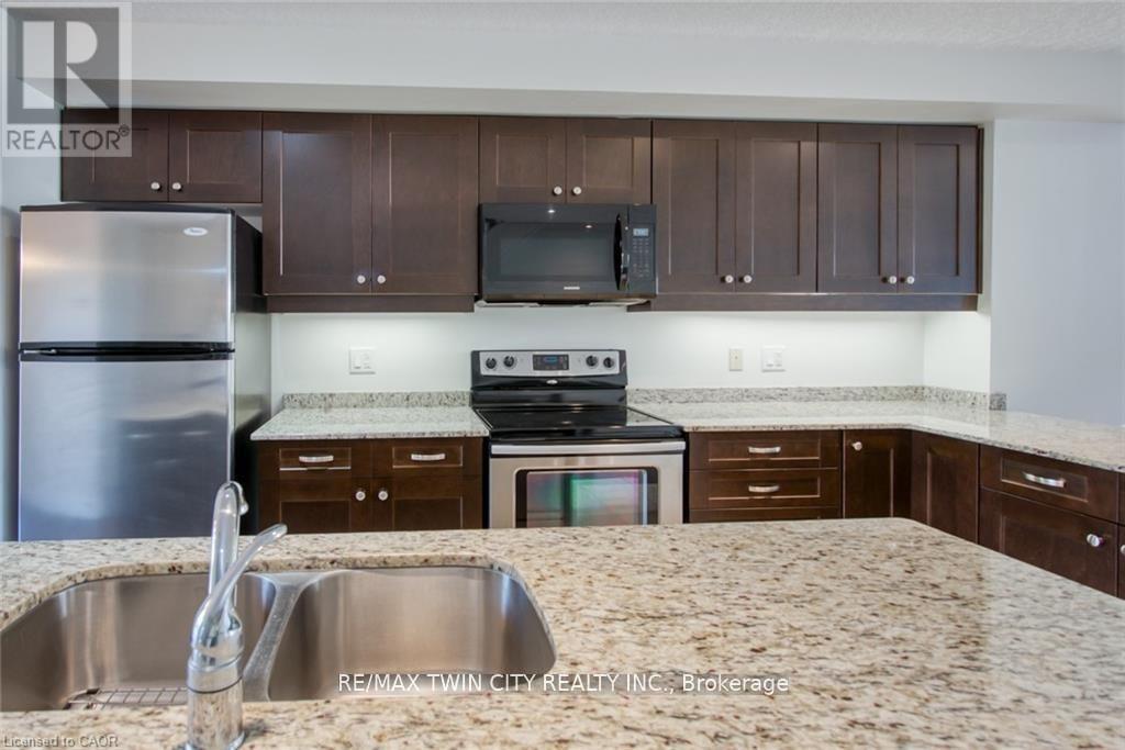 43 Woolwich Street, Kitchener, Ontario  N2K 1S2 - Photo 16 - X12891098