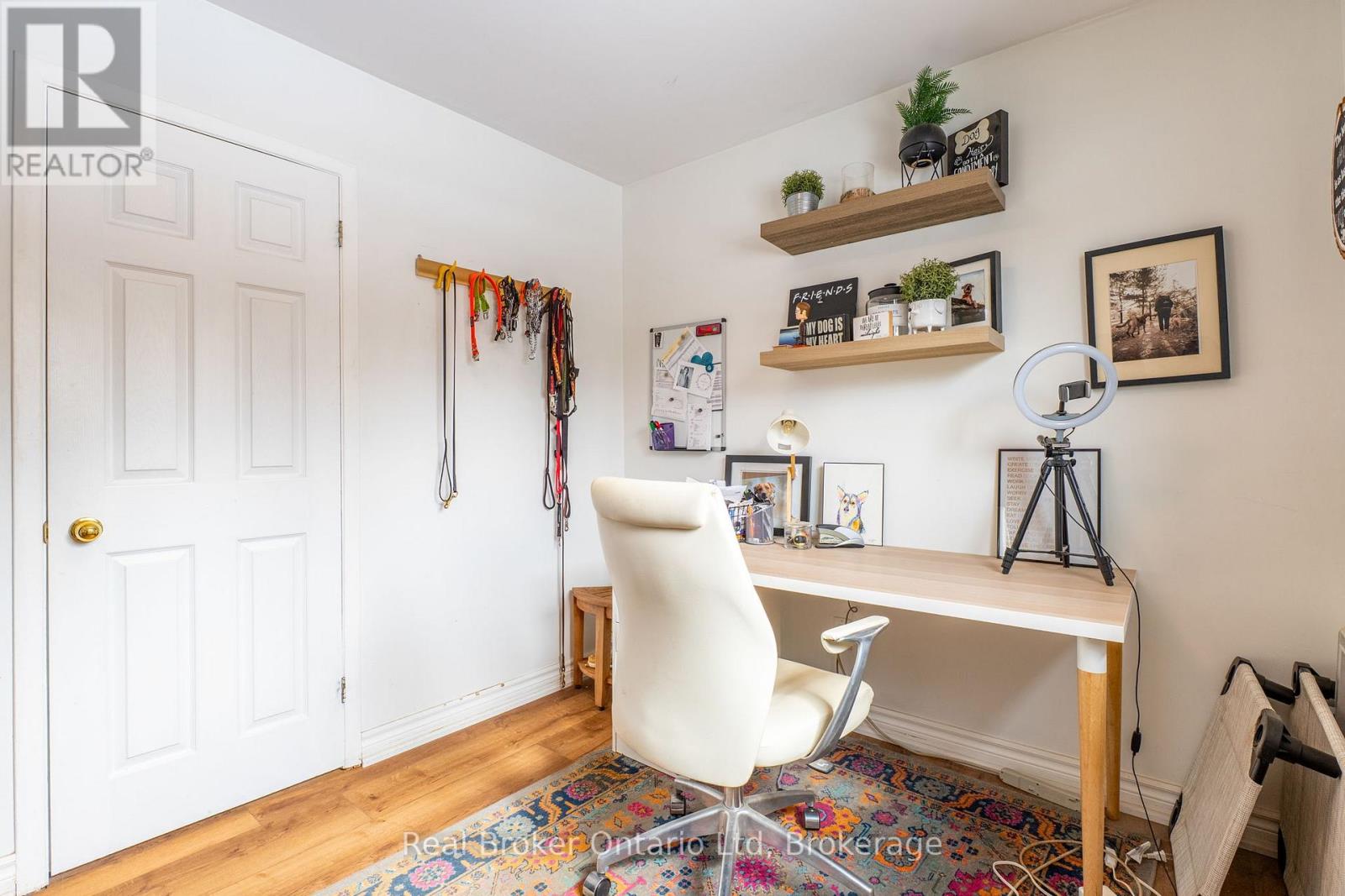 3922 Horseshoe Valley Road W, Springwater (Anten Mills), Ontario  L0L 1Y0 - Photo 19 - S12890812