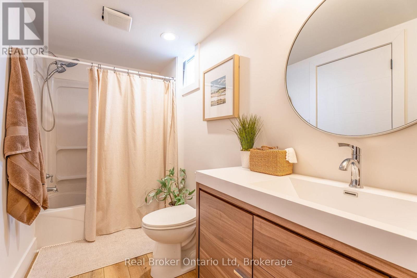 3922 Horseshoe Valley Road W, Springwater (Anten Mills), Ontario  L0L 1Y0 - Photo 28 - S12890812