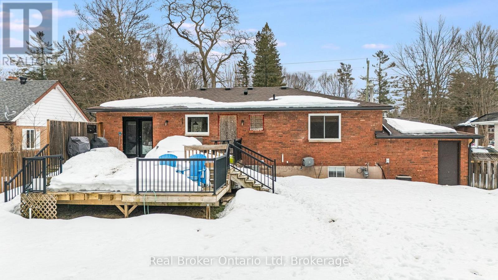 3922 Horseshoe Valley Road W, Springwater (Anten Mills), Ontario  L0L 1Y0 - Photo 29 - S12890812