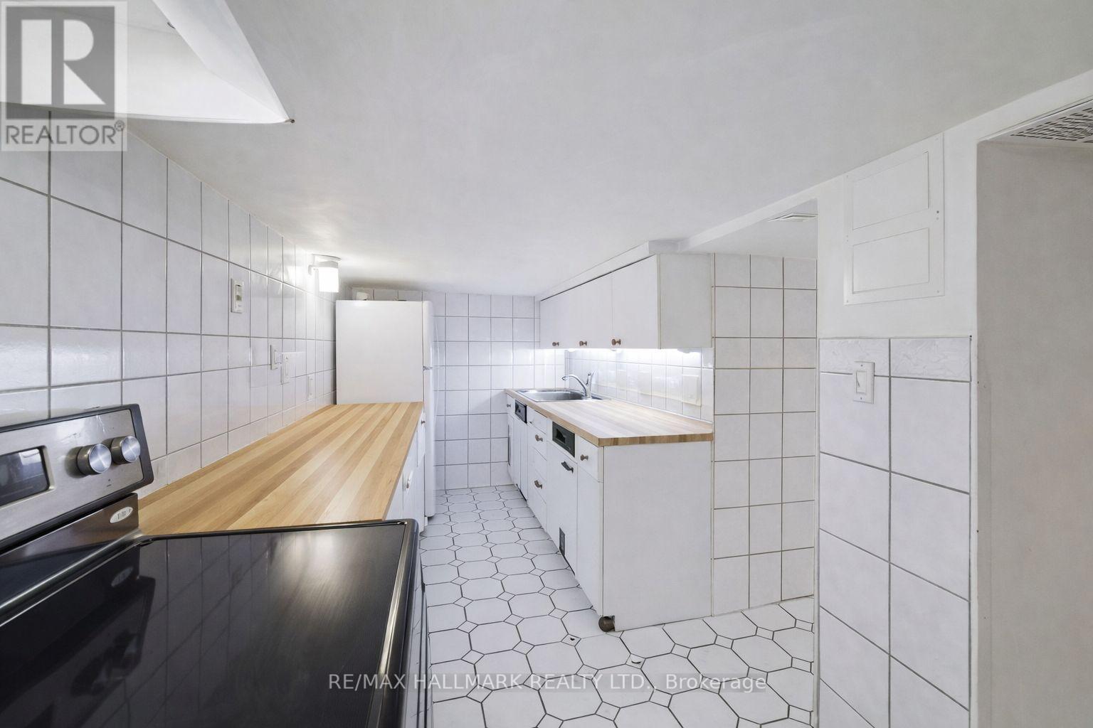 95 Pemberton Road, Richmond Hill, Ontario  L4C 3T6 - Photo 41 - N12890154