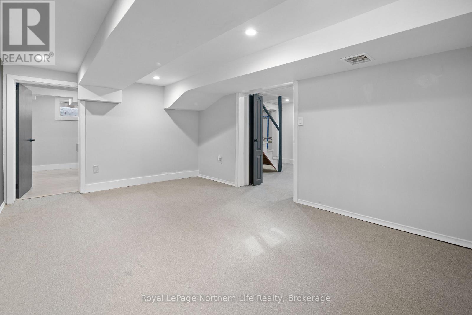 265 Lakeside Drive, North Bay, Ontario  P1A 3E2 - Photo 31 - X12890802