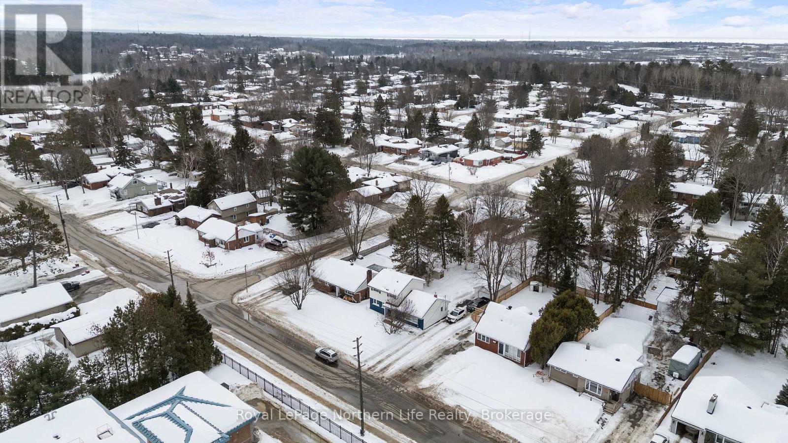 265 Lakeside Drive, North Bay, Ontario  P1A 3E2 - Photo 5 - X12890802