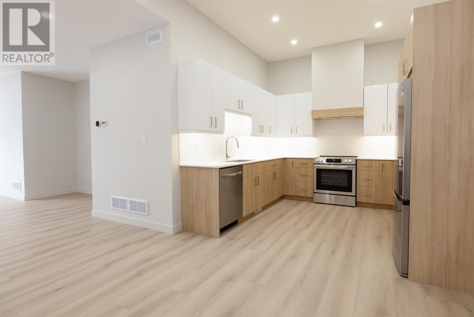 828-838 Weiler Blvd, Thunder Bay, Ontario  P7C 0A7 - Photo 8 - TB2600131