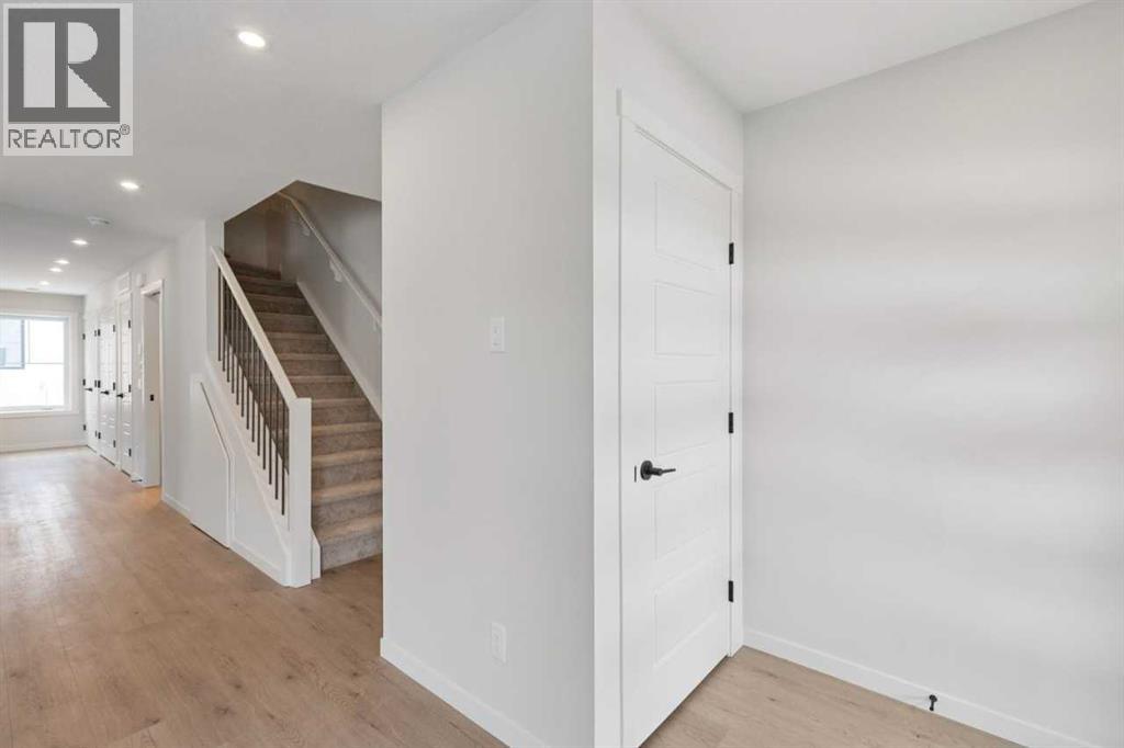 215, 40 Livingston Parade Ne, Calgary, Alberta  T4B 3P6 - Photo 6 - A2275982