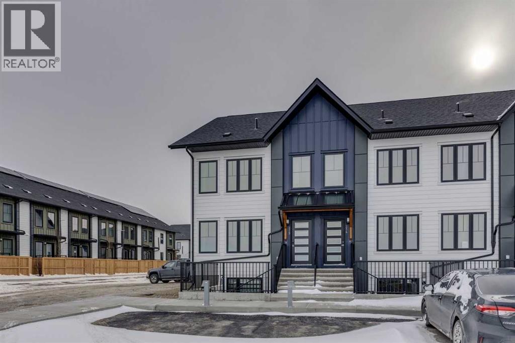 215, 40 Livingston Parade Ne, Calgary, Alberta  T4B 3P6 - Photo 2 - A2275982
