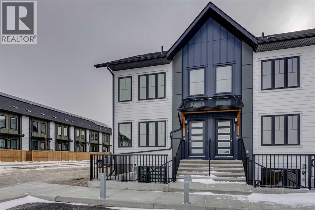 215, 40 Livingston Parade Ne, Calgary, Alberta  T4B 3P6 - Photo 4 - A2275982