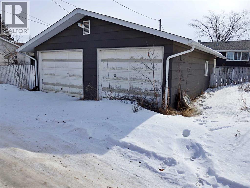 4704 48b Avenue, Vermilion, Alberta  T9X 1R8 - Photo 2 - A2292976
