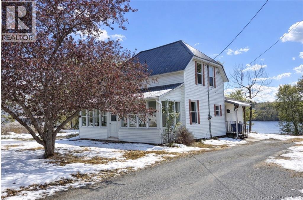 205 Upper Kent Road, Upper Kent, New Brunswick  E7J 2E3 - Photo 1 - NB131016