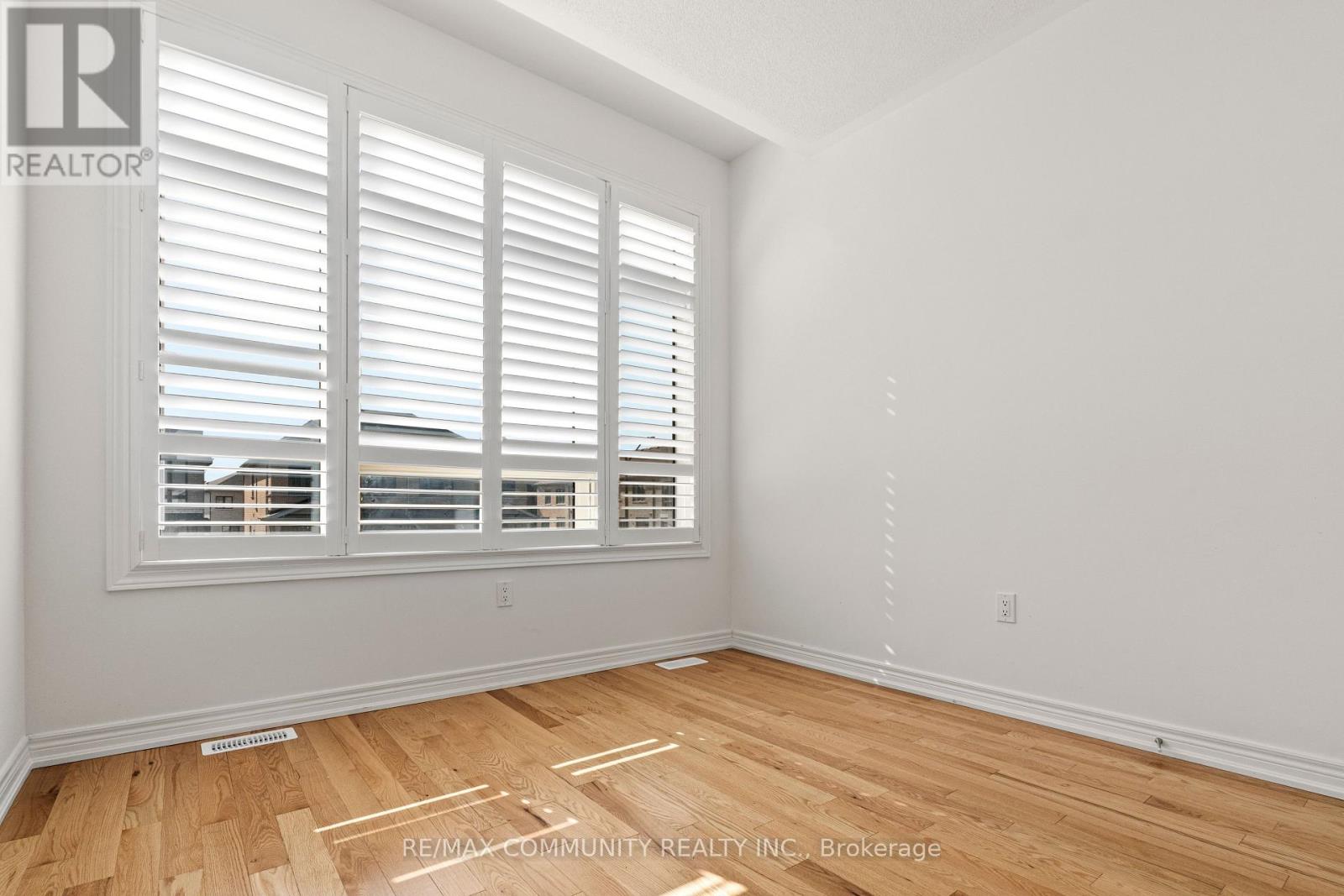 81 Armilia Place, Whitby, Ontario  L1P 0P7 - Photo 12 - E12890764