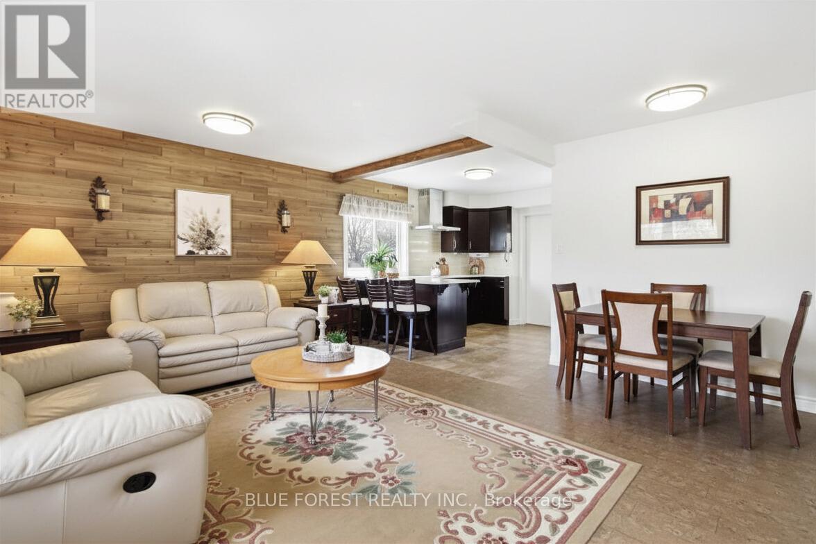 1975 Royal Crescent, London East (East I), Ontario  N5V 1N6 - Photo 35 - X12888124