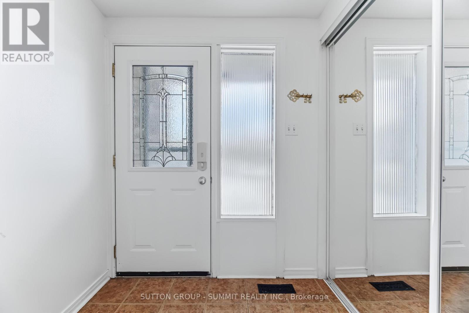 74 - 7430 Copenhagen Road, Mississauga (Meadowvale), Ontario  L5H 2C4 - Photo 4 - W12891002