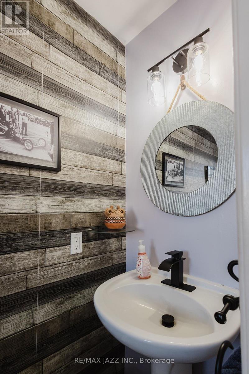 104 Calwell Drive, Scugog (Port Perry), Ontario  L9L 1T7 - Photo 4 - E12891110