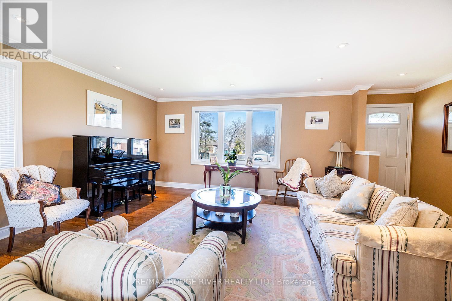 9 Granard Boulevard, Toronto (Cliffcrest), Ontario  M1M 2C9 - Photo 12 - E12891212