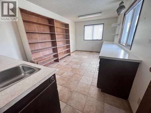 3804 56a Avenue, Lloydminster, Alberta  T9V 1Z2 - Photo 11 - A2275205