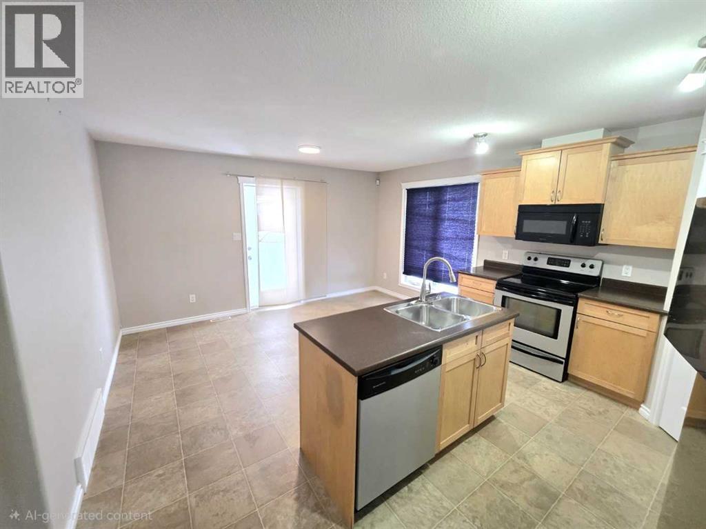 8337 103 Avenue, Peace River, Alberta  T8S 0N2 - Photo 3 - A2293106