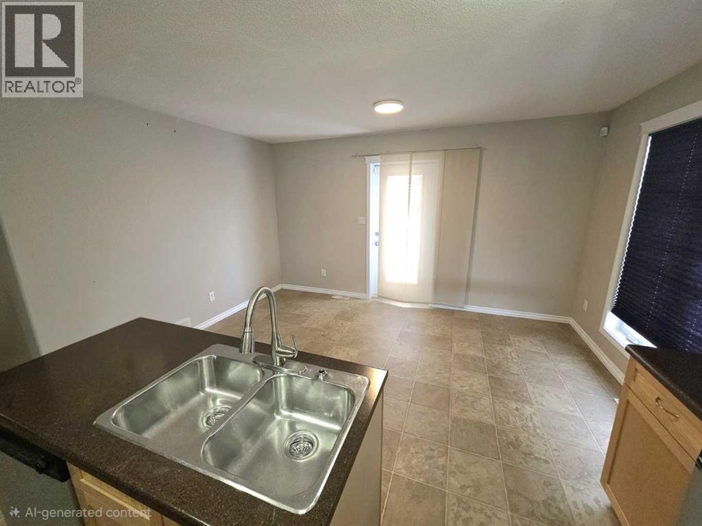 8337 103 Avenue, Peace River, Alberta  T8S 0N2 - Photo 8 - A2293106