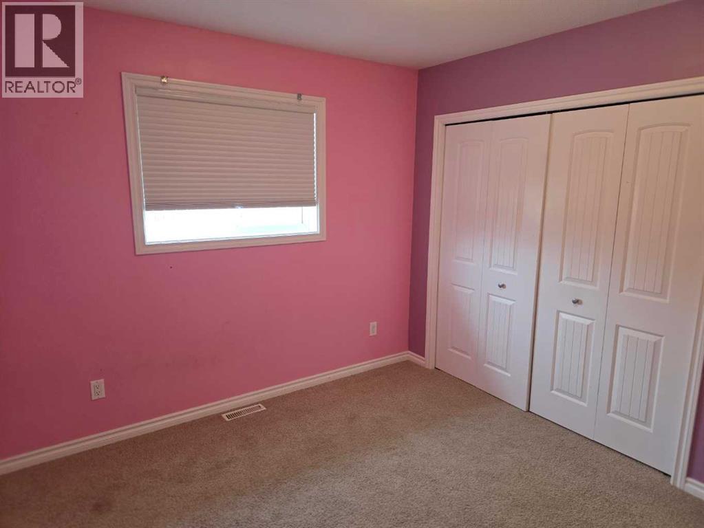 8337 103 Avenue, Peace River, Alberta  T8S 0N2 - Photo 18 - A2293106