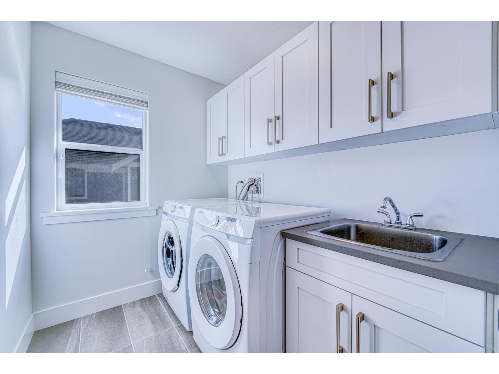 2143 167 Street, Surrey, British Columbia  V3Z 9X9 - Photo 12 - R3099999