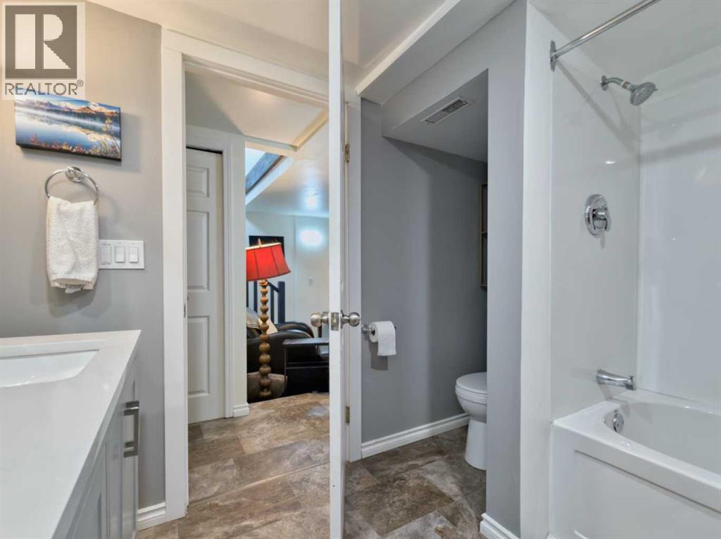 7909 23 Avenue, Coleman, Alberta  T0K 0M0 - Photo 36 - A2293948