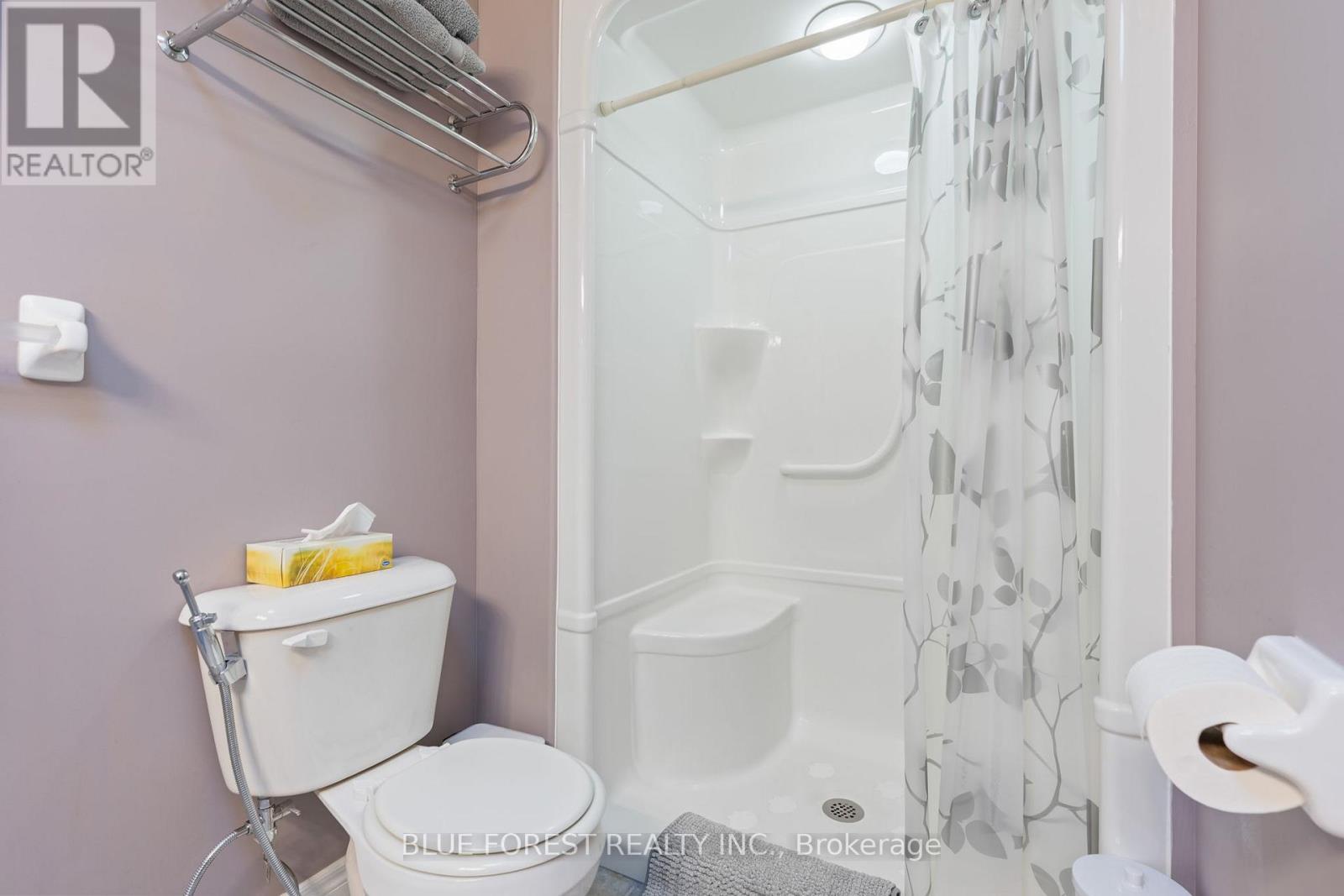 37 Upper Canada Drive, Norfolk (Port Rowan), Ontario  N0E 1M0 - Photo 20 - X12891100