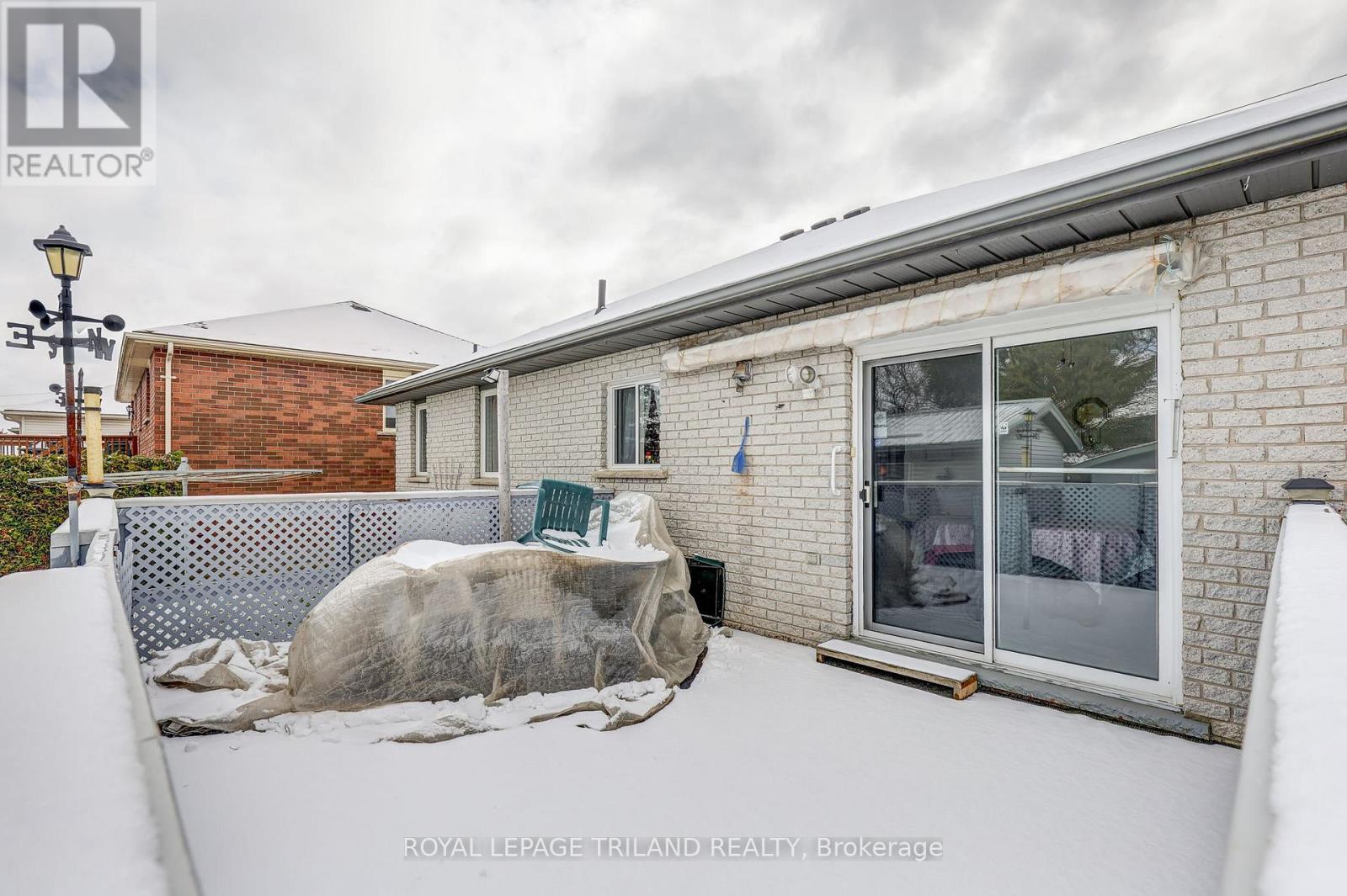 549 Wellington Street, St. Thomas, Ontario  N5R 6G2 - Photo 10 - X12891124