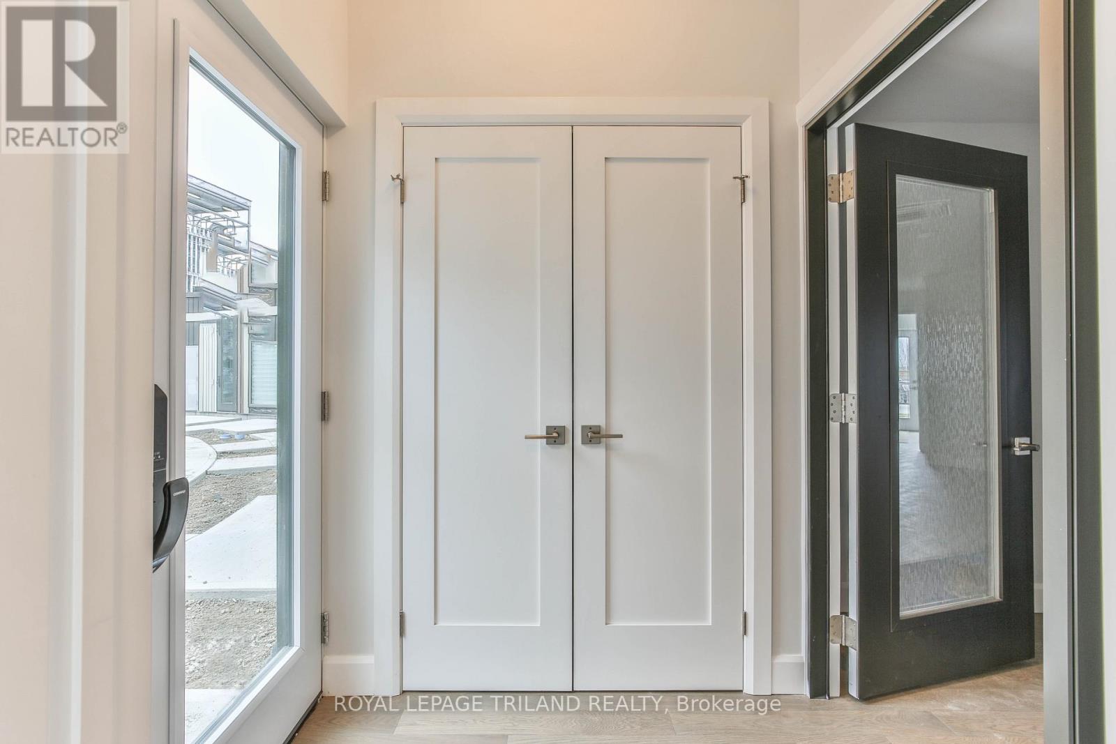 #a106lwr - 2062 Lumen Drive, London South, Ontario  N6K 4R5 - Photo 3 - X12891210