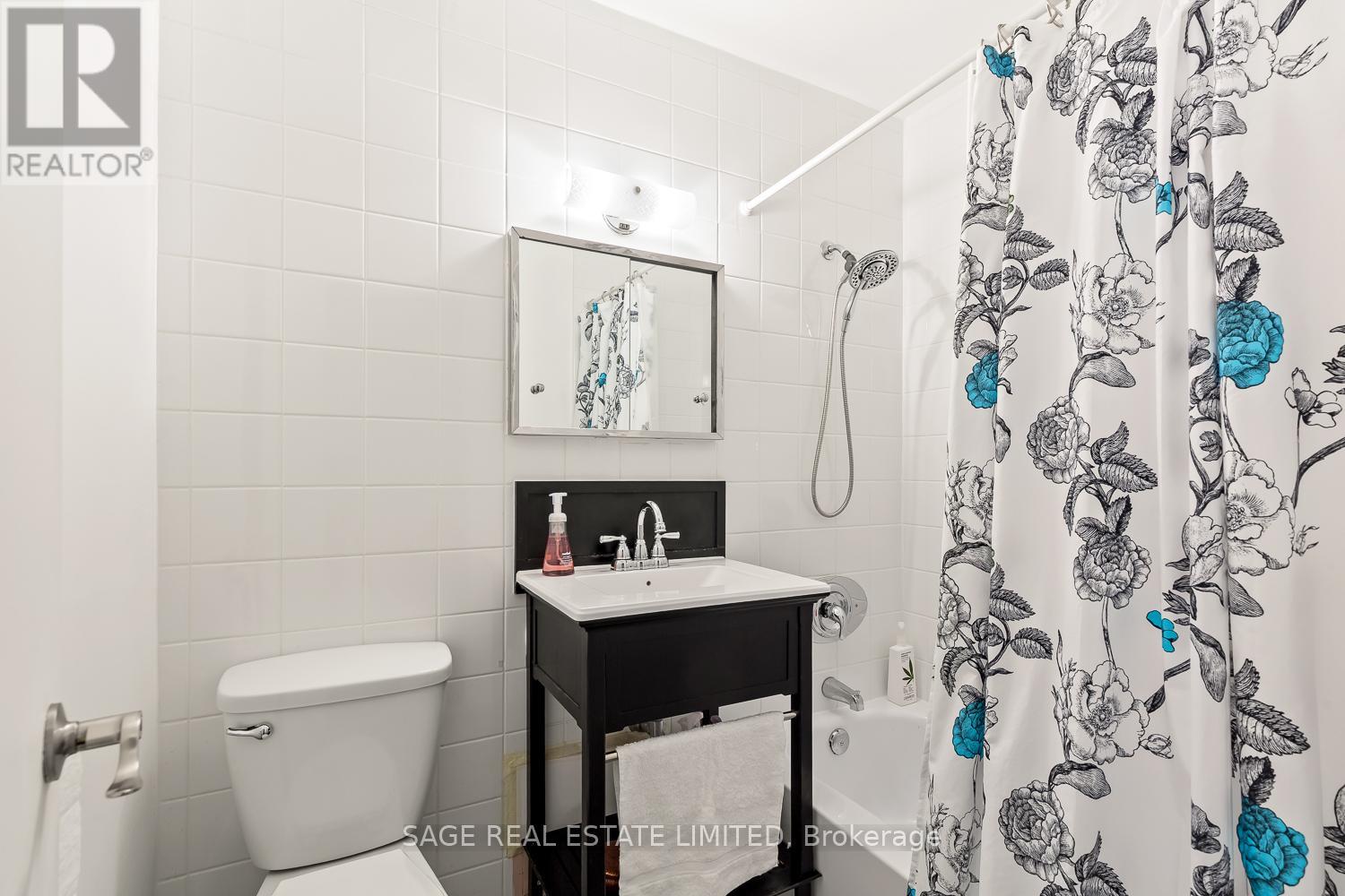 203 - 575 Avenue Road, Toronto, Ontario  M4V 2K2 - Photo 10 - C12891156