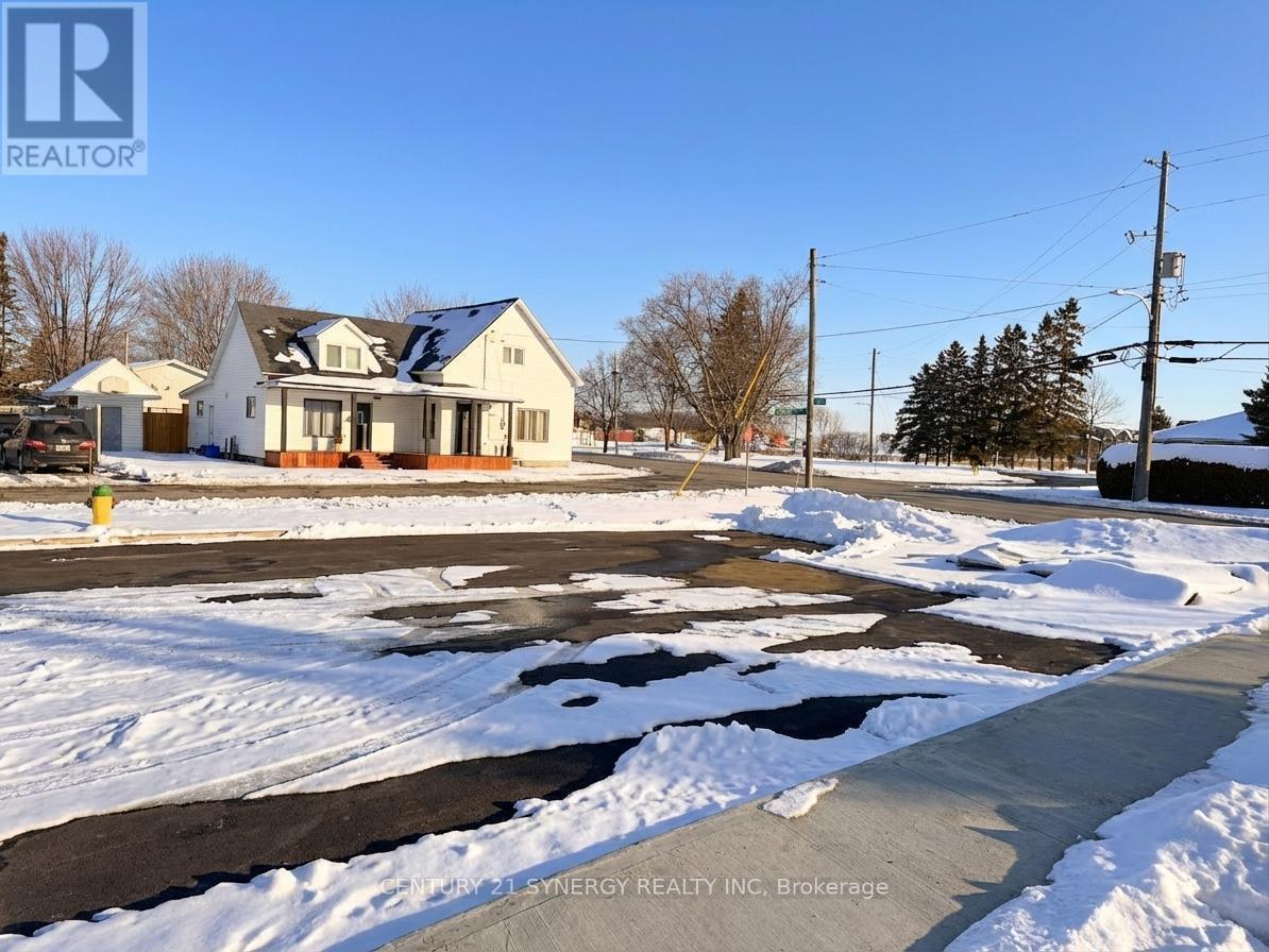 C - 2 George Street, North Stormont, Ontario  K0A 1R0 - Photo 11 - X12891164