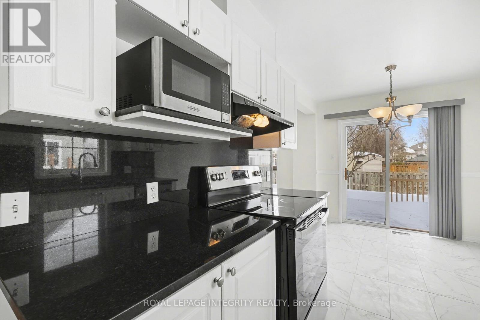 77 Daventry Crescent, Ottawa, Ontario  K2J 4M8 - Photo 10 - X12891222