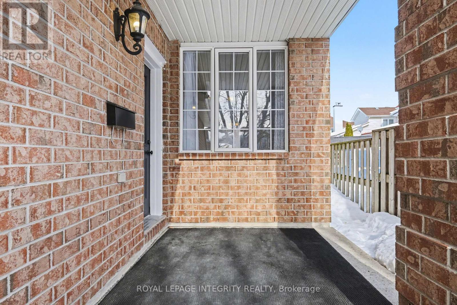 77 Daventry Crescent, Ottawa, Ontario  K2J 4M8 - Photo 2 - X12891222