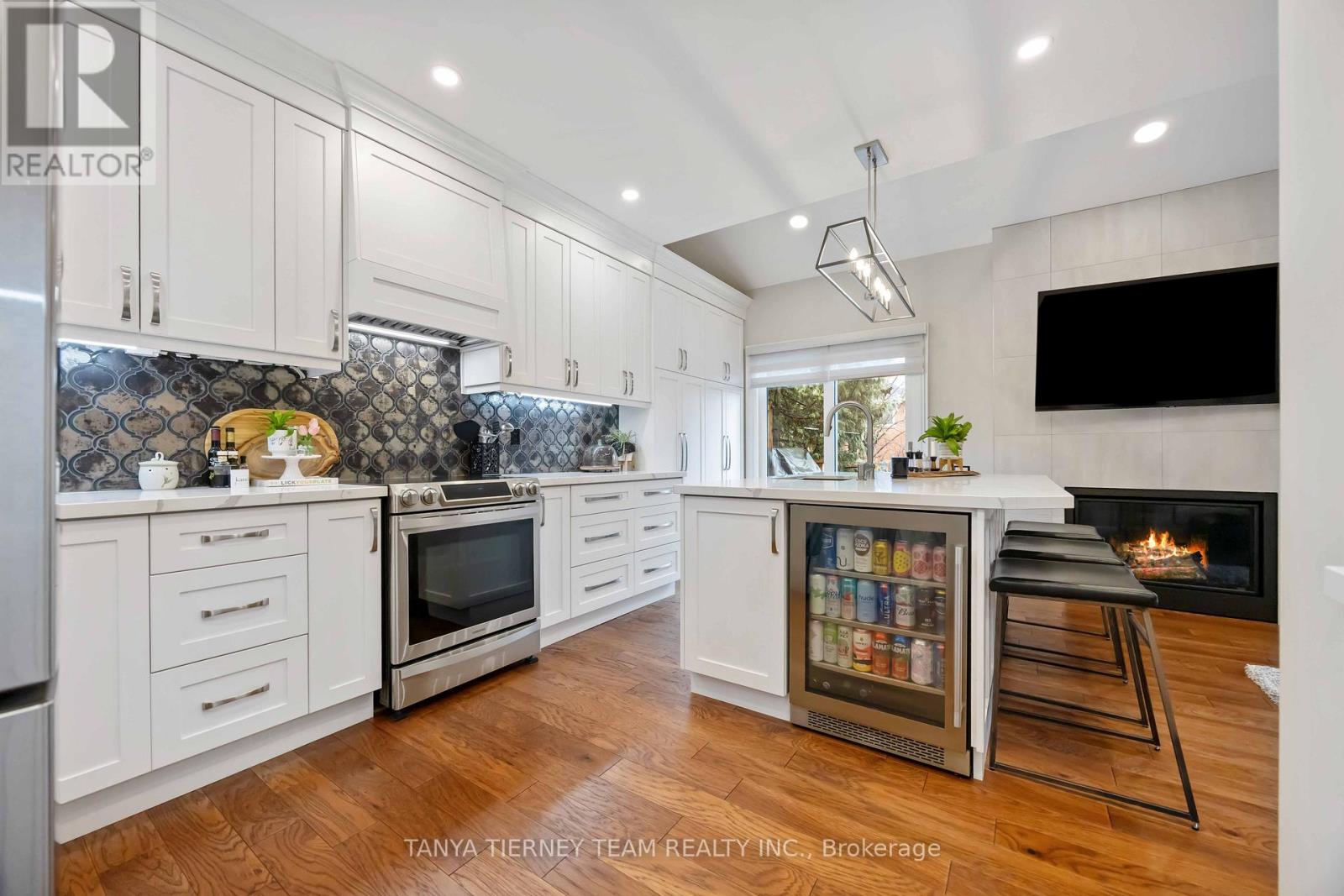 98 Bach Avenue, Whitby, Ontario  L1R 2P8 - Photo 16 - E12891144