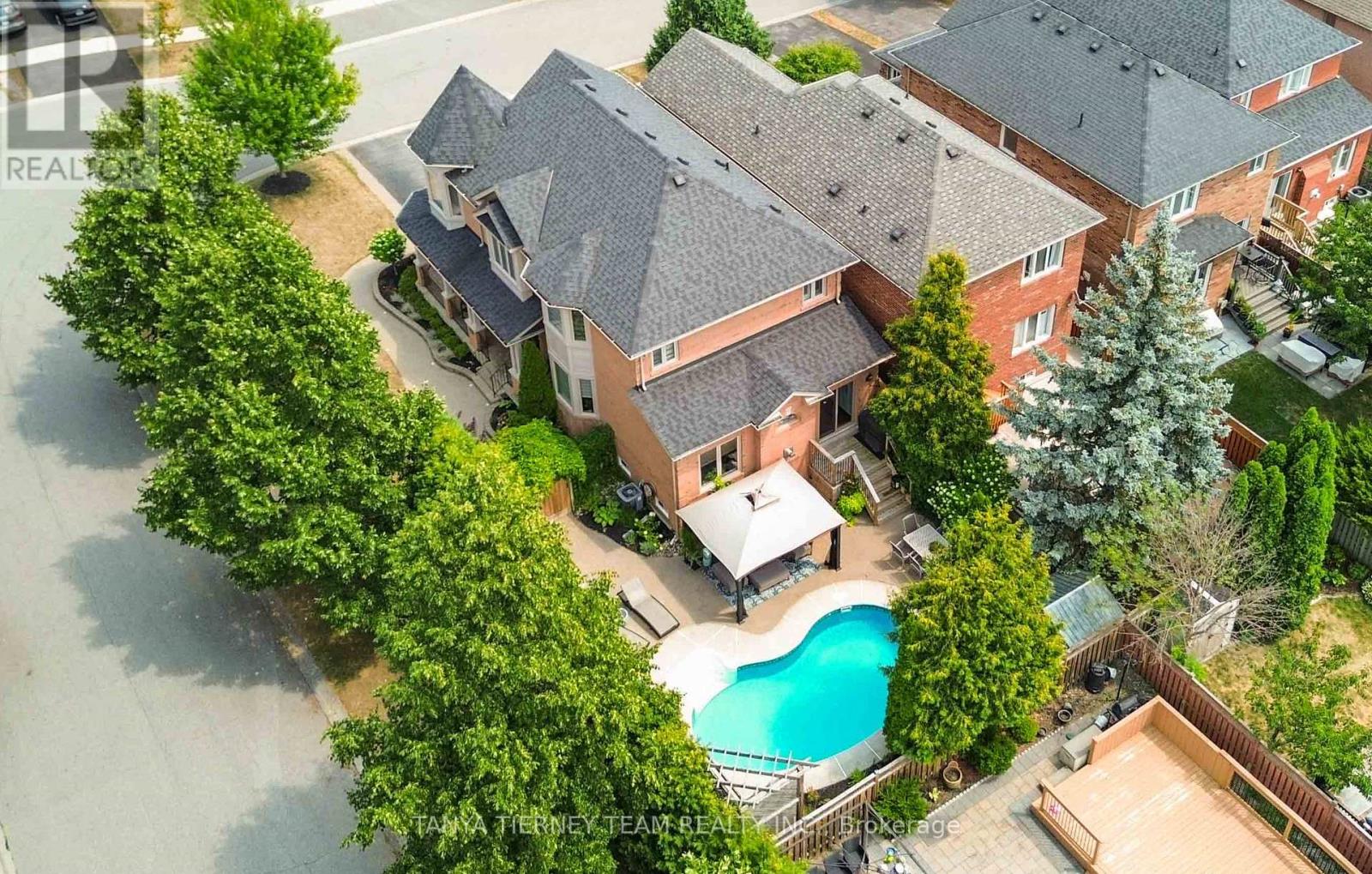 98 Bach Avenue, Whitby, Ontario  L1R 2P8 - Photo 2 - E12891144