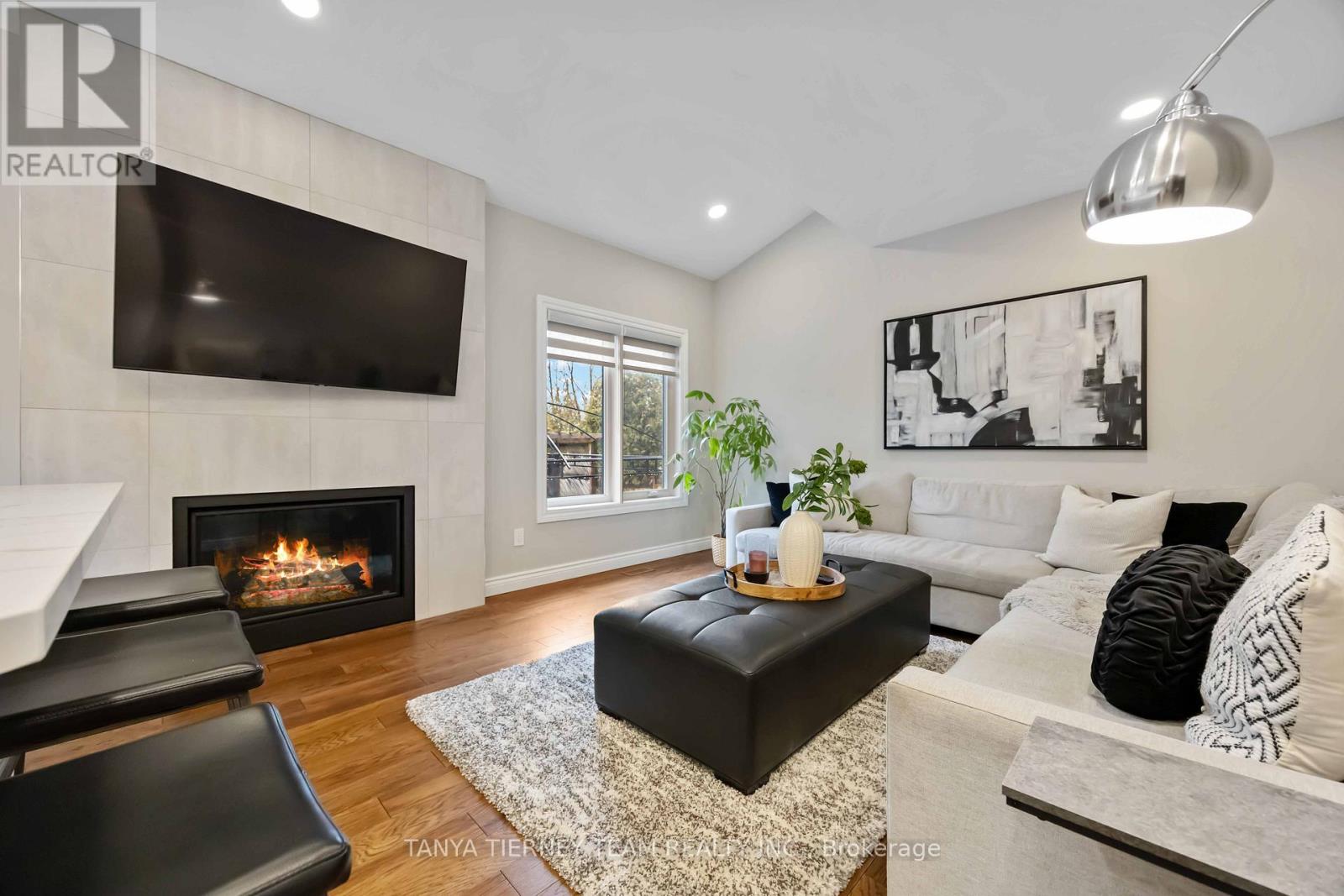 98 Bach Avenue, Whitby, Ontario  L1R 2P8 - Photo 22 - E12891144