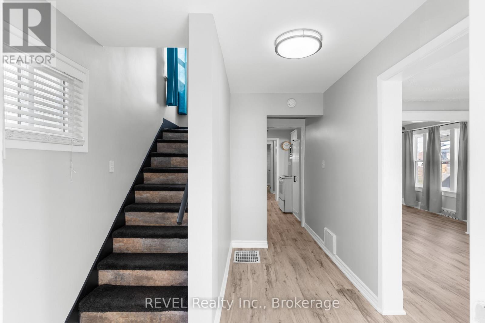 5679 Desson Avenue, Niagara Falls, Ontario  L2G 3T3 - Photo 12 - X12891176