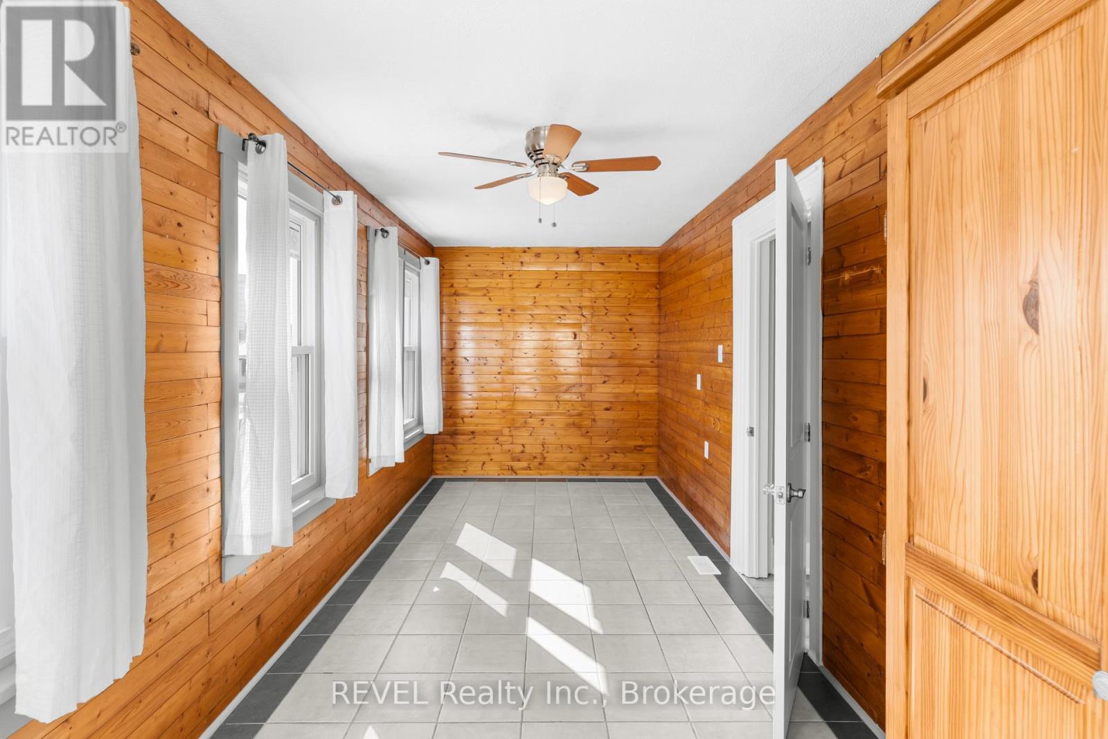 5679 Desson Avenue, Niagara Falls, Ontario  L2G 3T3 - Photo 17 - X12891176