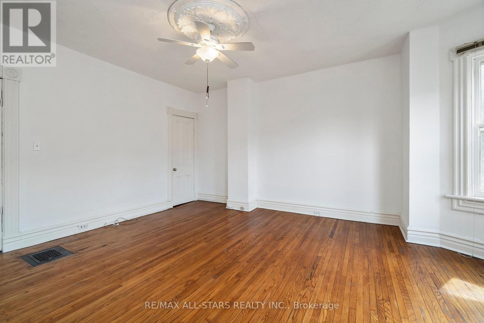 271 Lisgar Street, Toronto, Ontario  M6J 3G8 - Photo 16 - C12885568