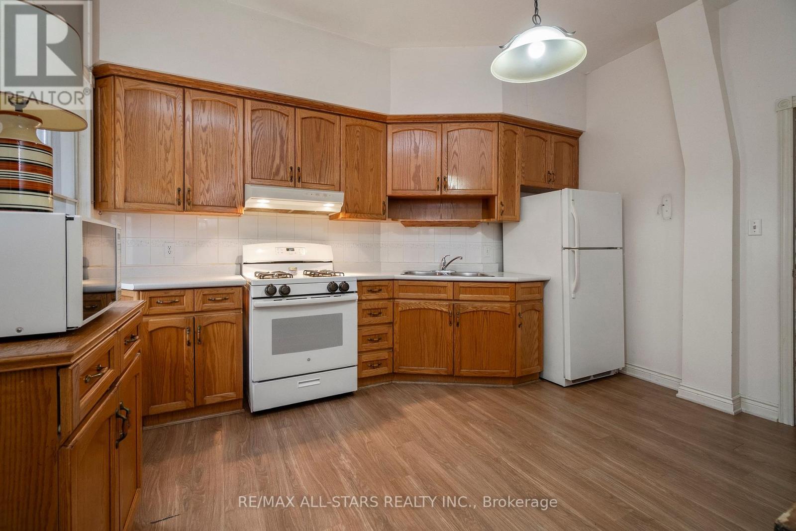 271 Lisgar Street, Toronto, Ontario  M6J 3G8 - Photo 11 - C12885568