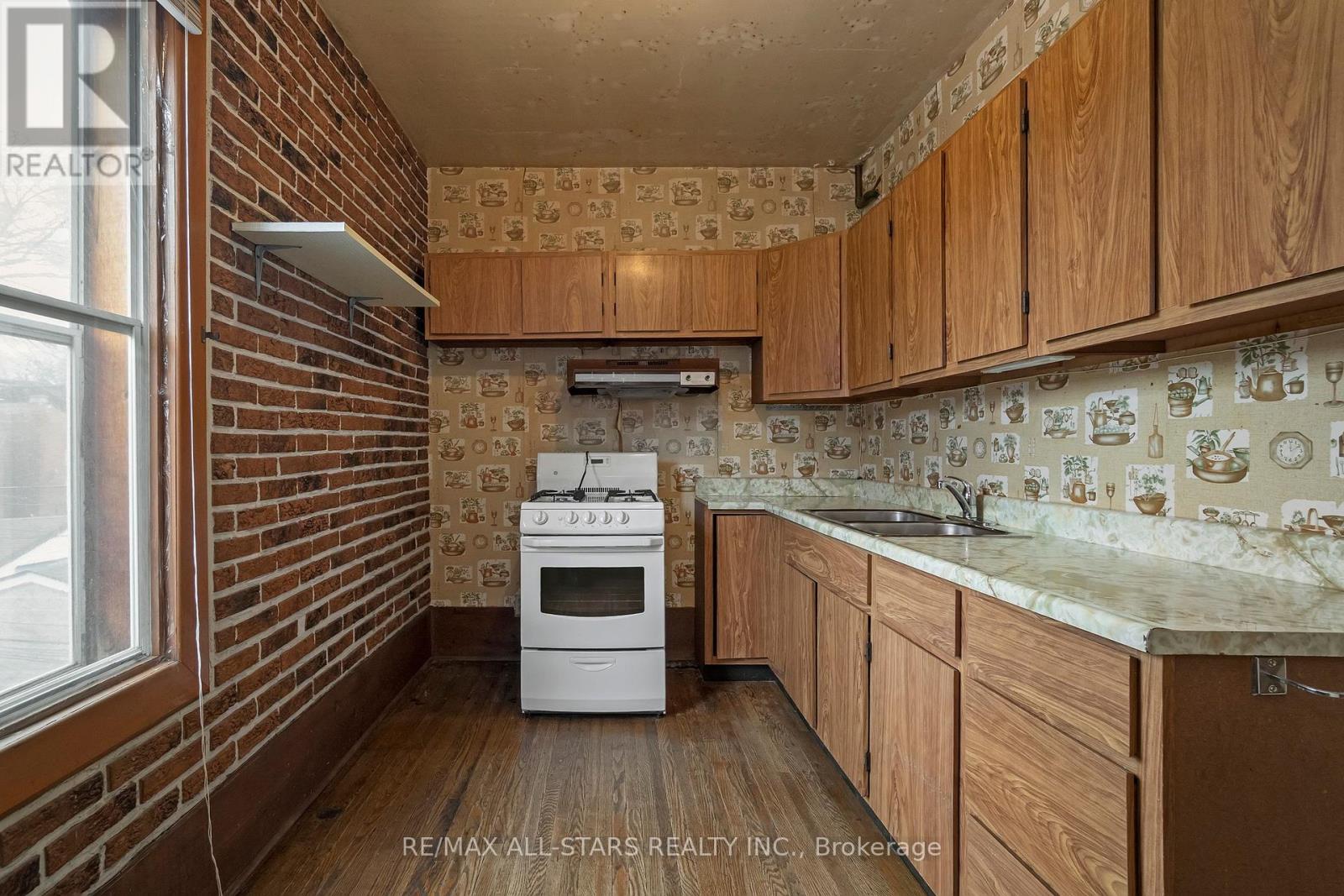 271 Lisgar Street, Toronto, Ontario  M6J 3G8 - Photo 21 - C12885568