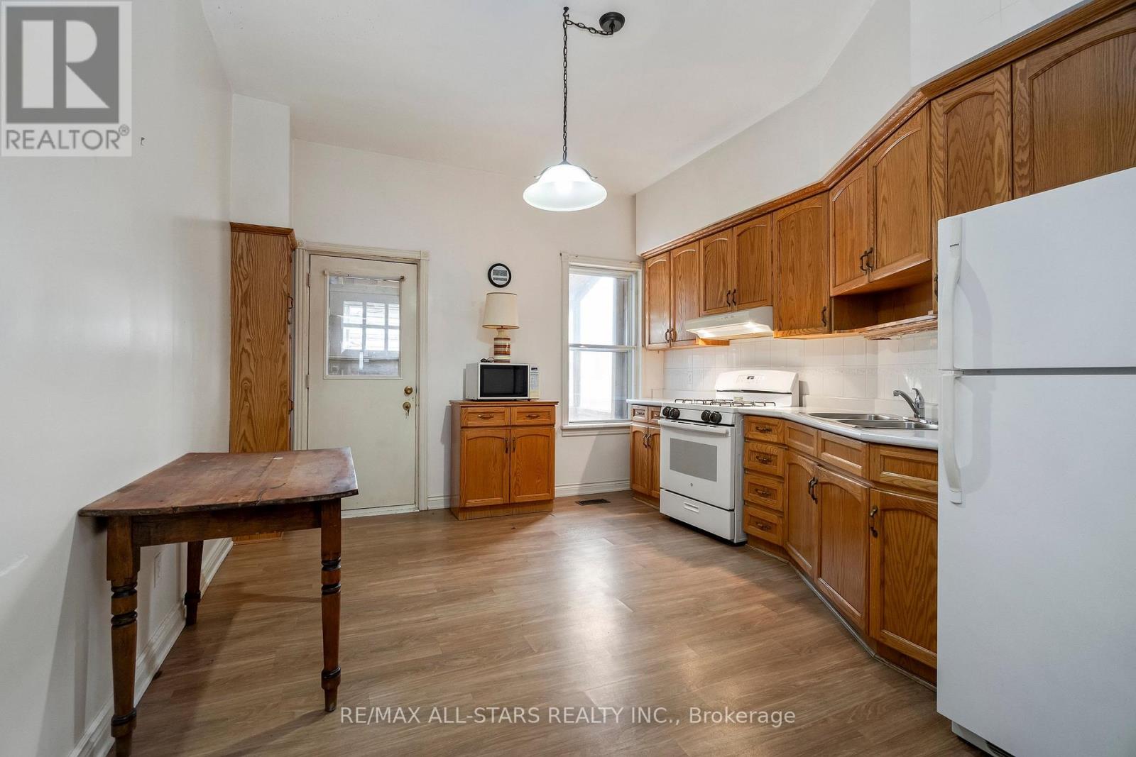 271 Lisgar Street, Toronto, Ontario  M6J 3G8 - Photo 10 - C12885568