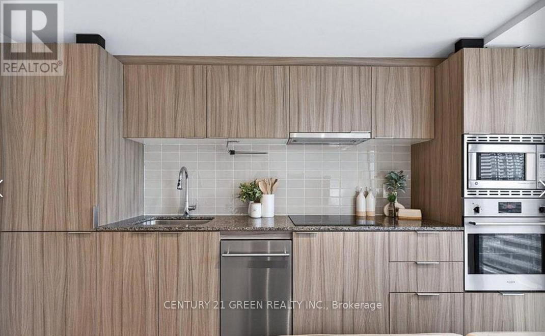 1602 - 955 Bay Street, Toronto (Bay Street Corridor), Ontario  M5S 0C6 - Photo 9 - C12887592