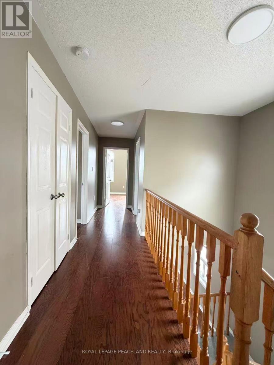 367 Marble Place, Newmarket (Woodland Hill), Ontario  L3X 2P1 - Photo 22 - N12891150