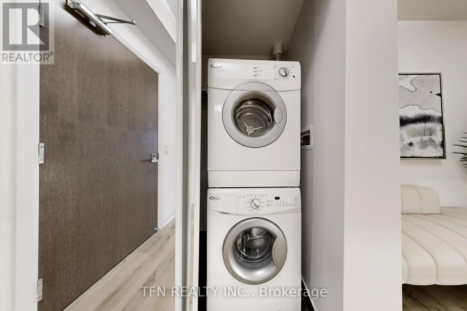 307 - 75 North Park Road S, Vaughan (Beverley Glen), Ontario  L4J 0H8 - Photo 18 - N12891172