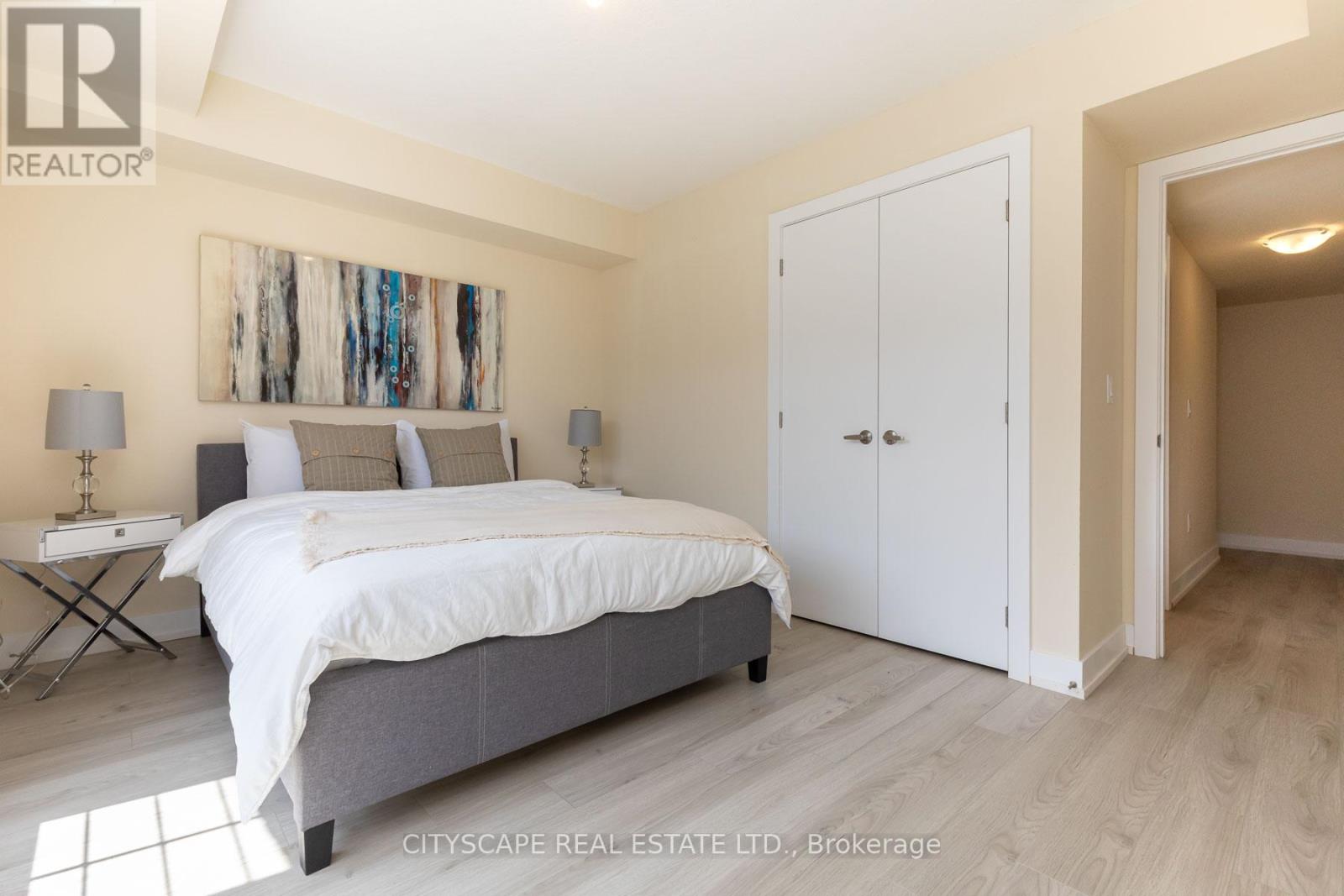 8 - 26 Ernest Avenue, Toronto, Ontario  M6P 3M7 - Photo 12 - W12888902